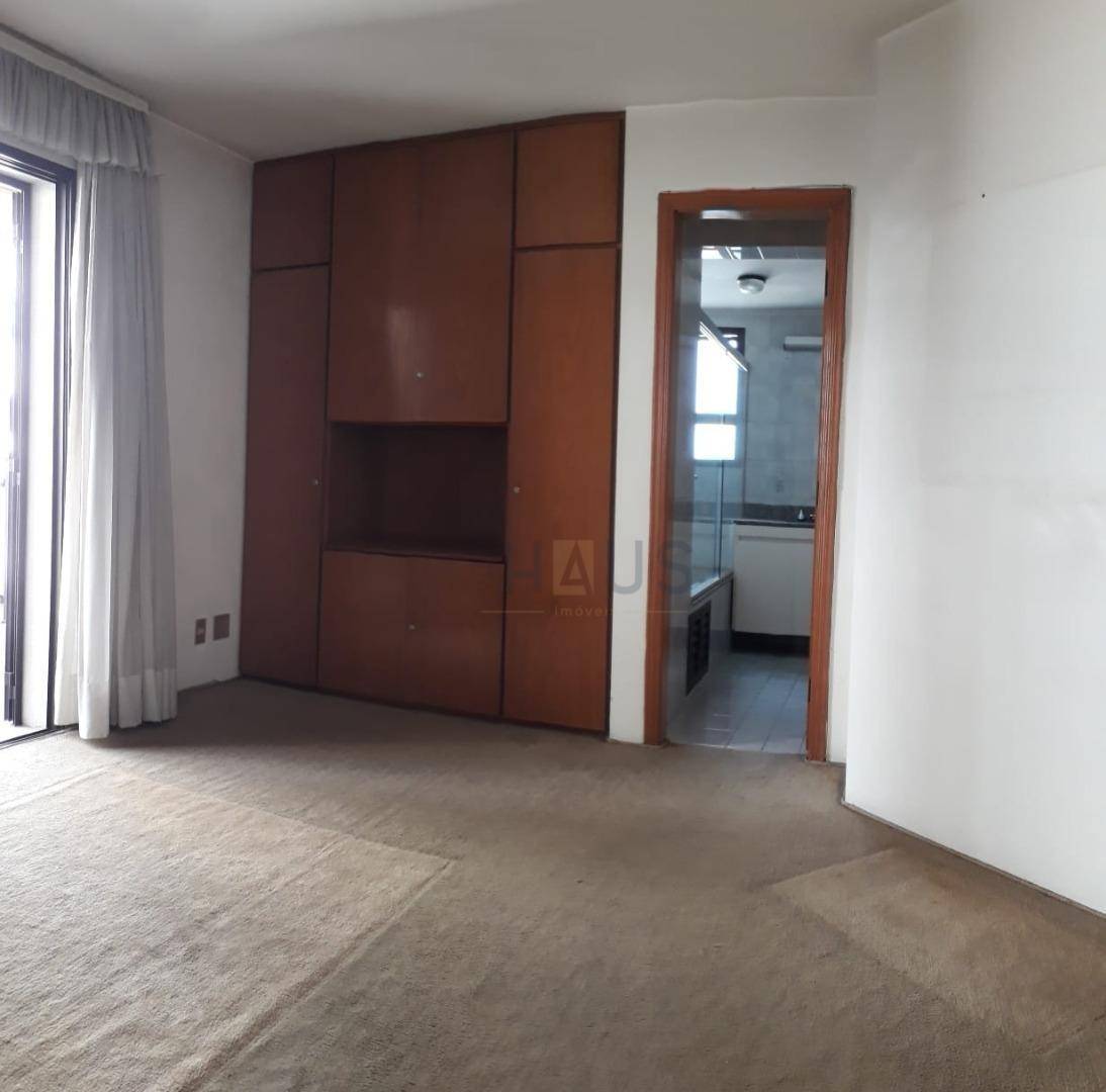 Apartamento à venda com 4 quartos, 160m² - Foto 15