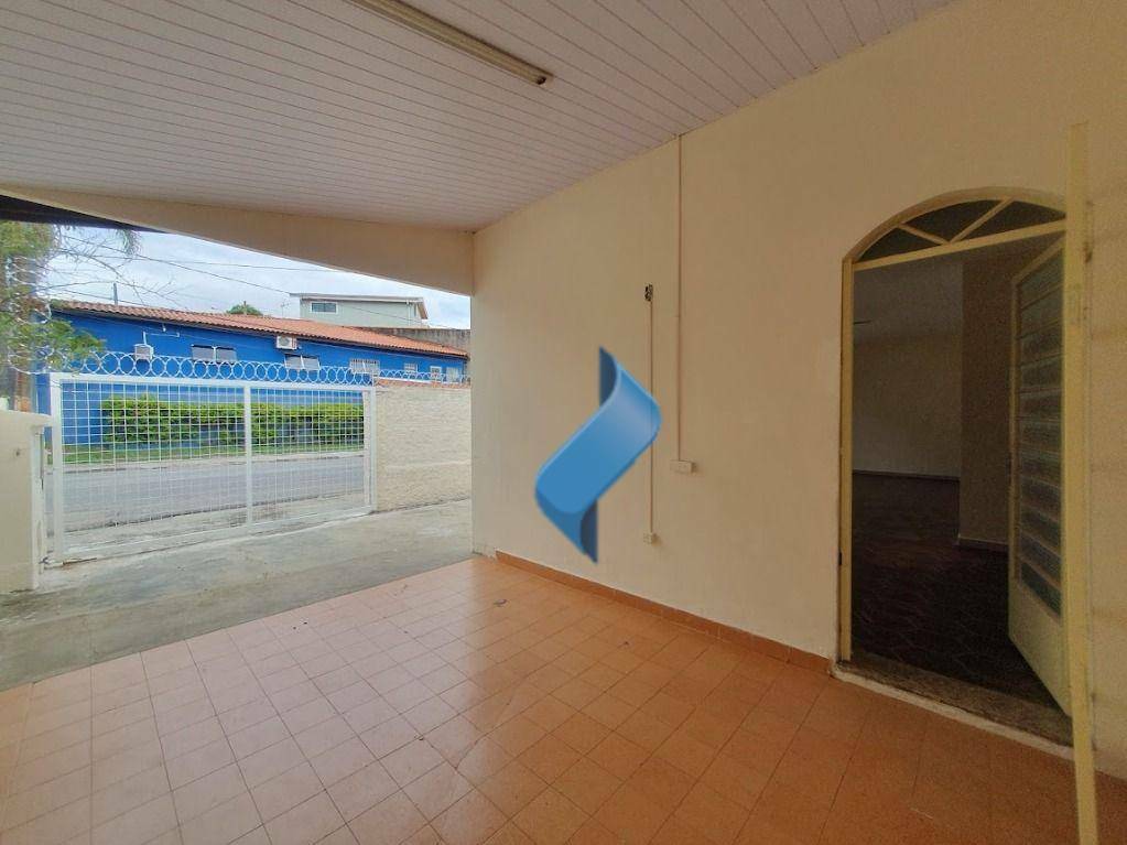 Casa à venda com 3 quartos, 137m² - Foto 5