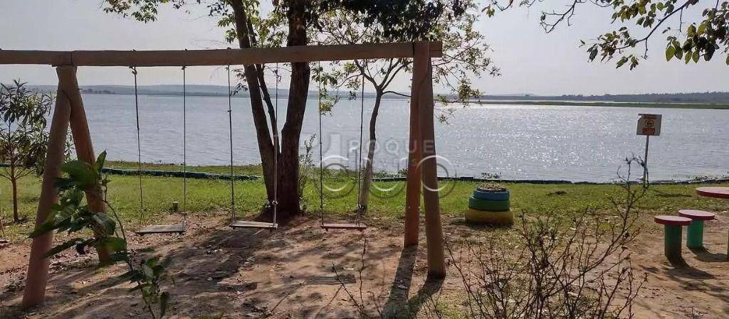Casa de Condomínio à venda com 4 quartos, 250m² - Foto 22
