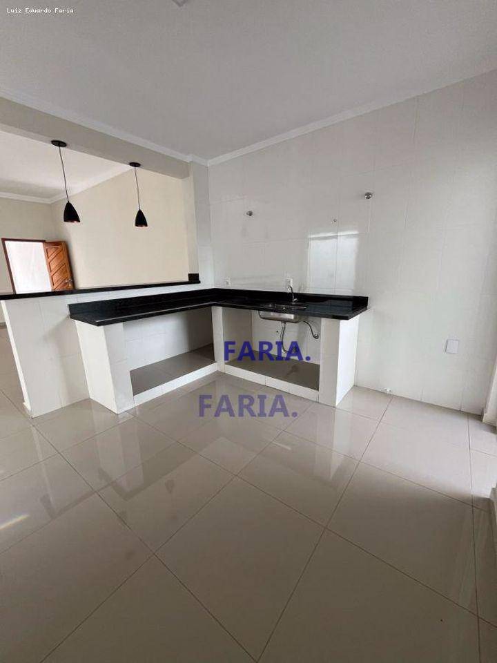 Casa à venda com 3 quartos, 210M2 - Foto 8