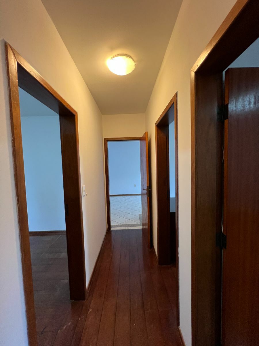 Apartamento à venda com 3 quartos, 96m² - Foto 18