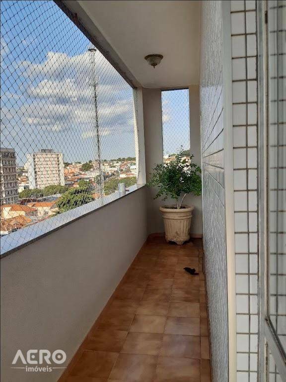 Apartamento à venda com 4 quartos, 249m² - Foto 7