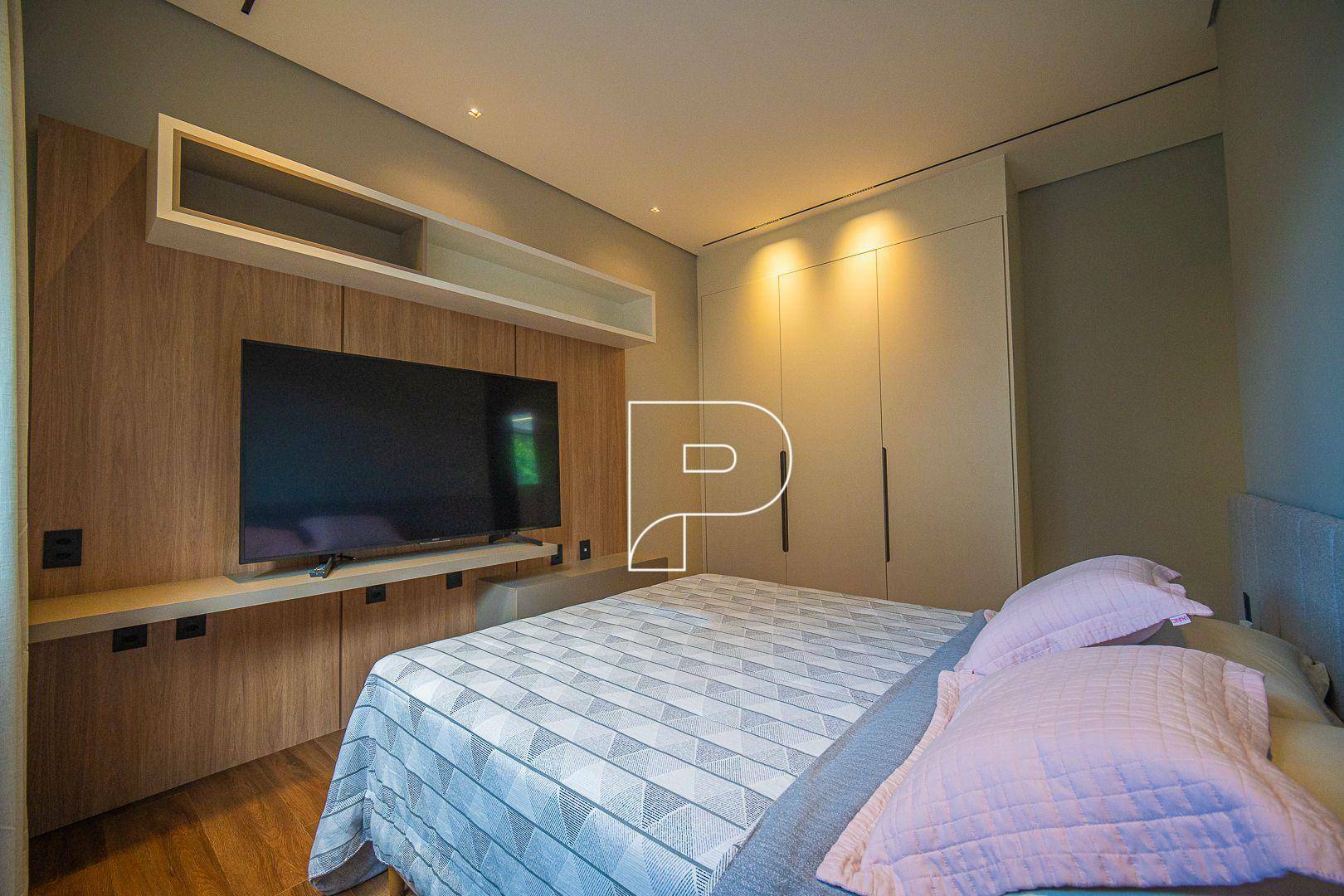 Casa de Condomínio à venda com 4 quartos, 550m² - Foto 40