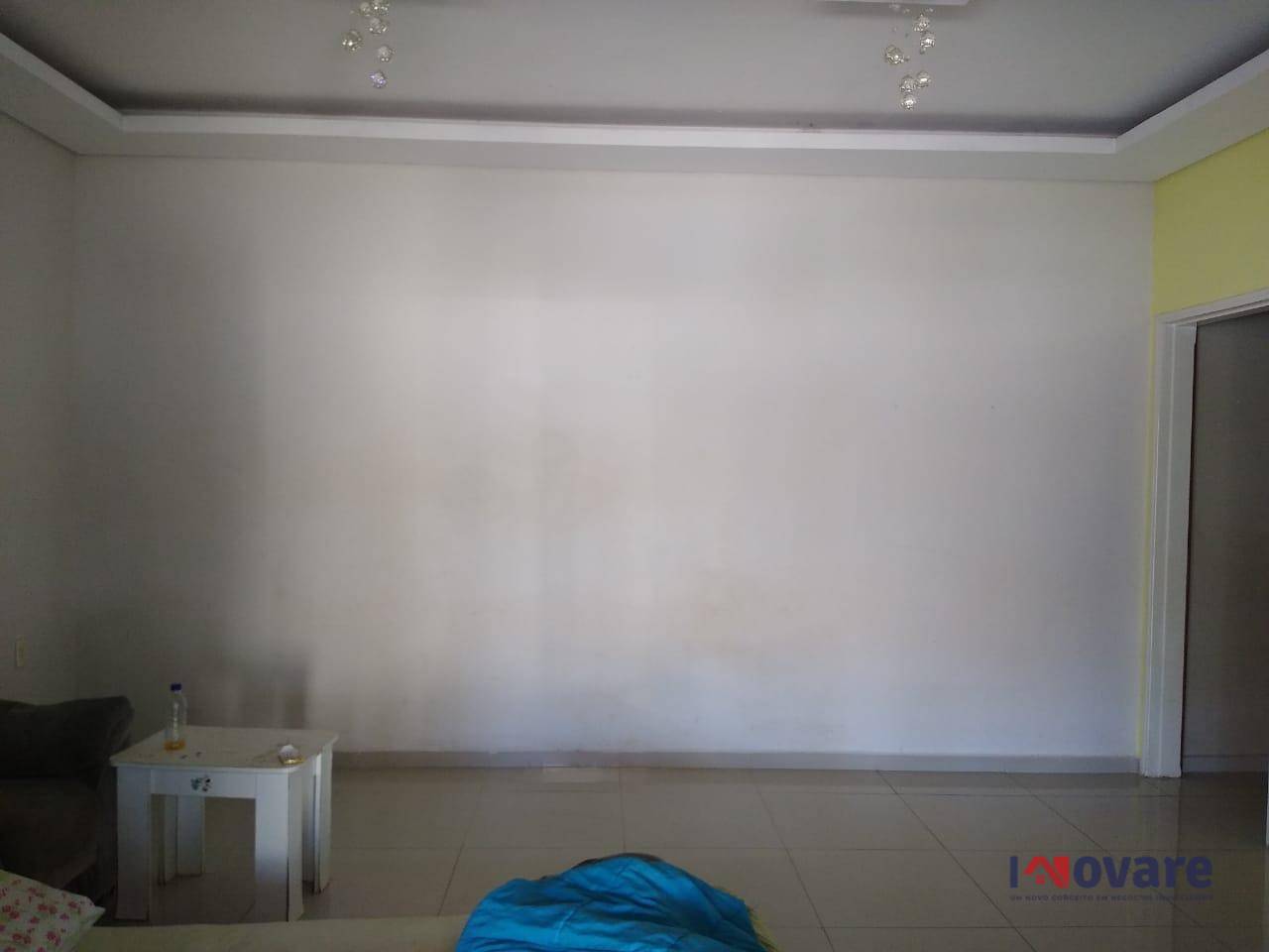 Chácara, 3 quartos, 687 m² - Foto 4