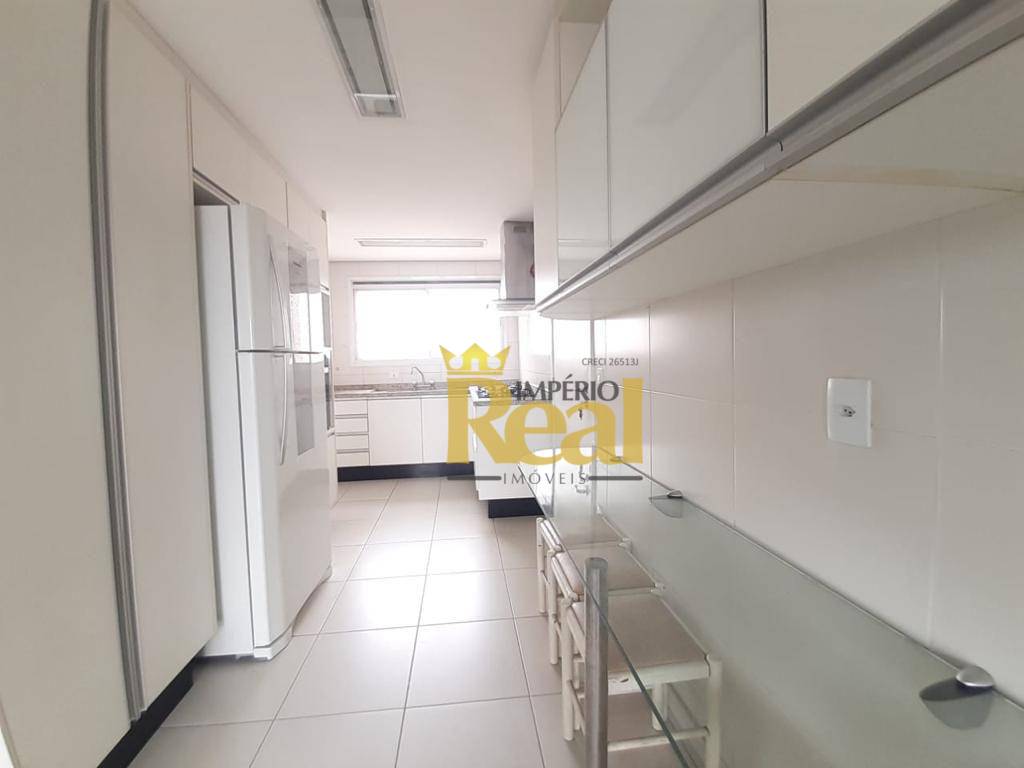 Apartamento à venda com 3 quartos, 162m² - Foto 2