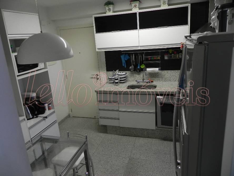 Apartamento para alugar com 3 quartos, 136m² - Foto 16