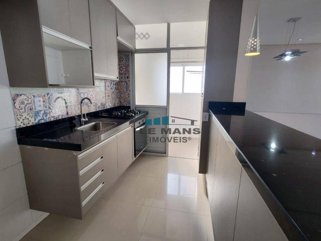 Apartamento à venda com 3 quartos, 68m² - Foto 12