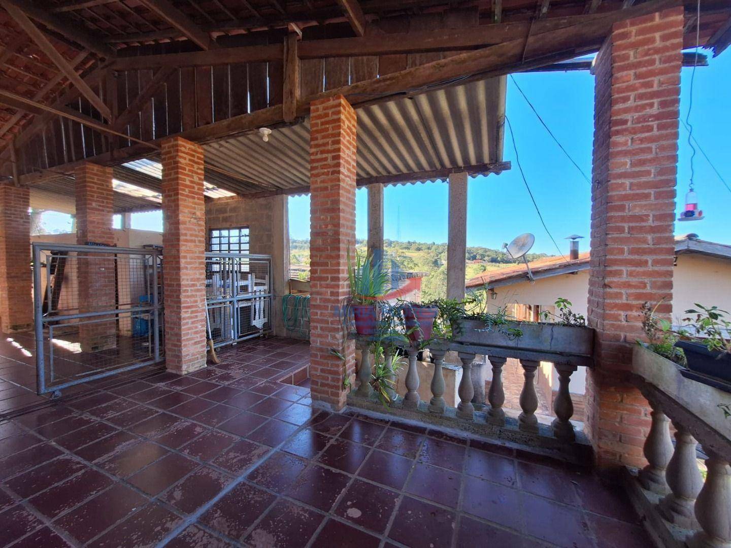 Chácara à venda com 4 quartos, 493m² - Foto 13