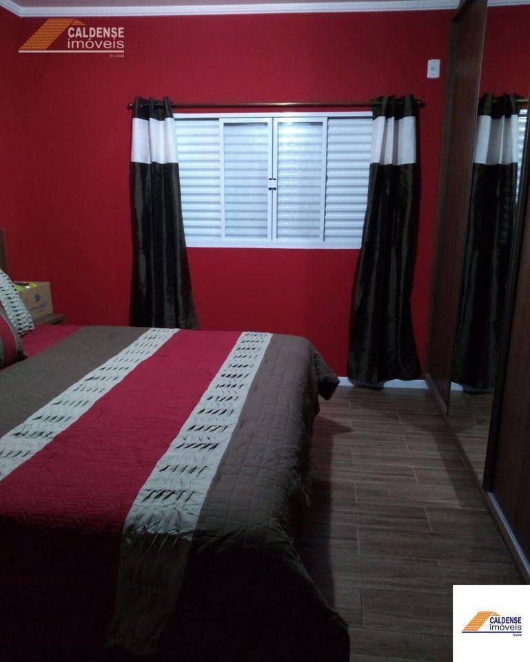 Casa, 3 quartos, 240 m² - Foto 4