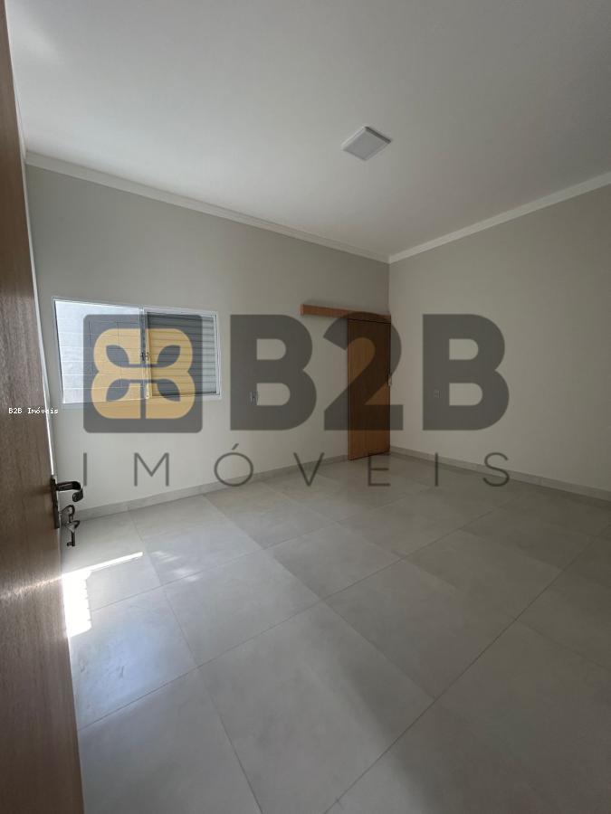 Casa à venda com 3 quartos, 180m² - Foto 15