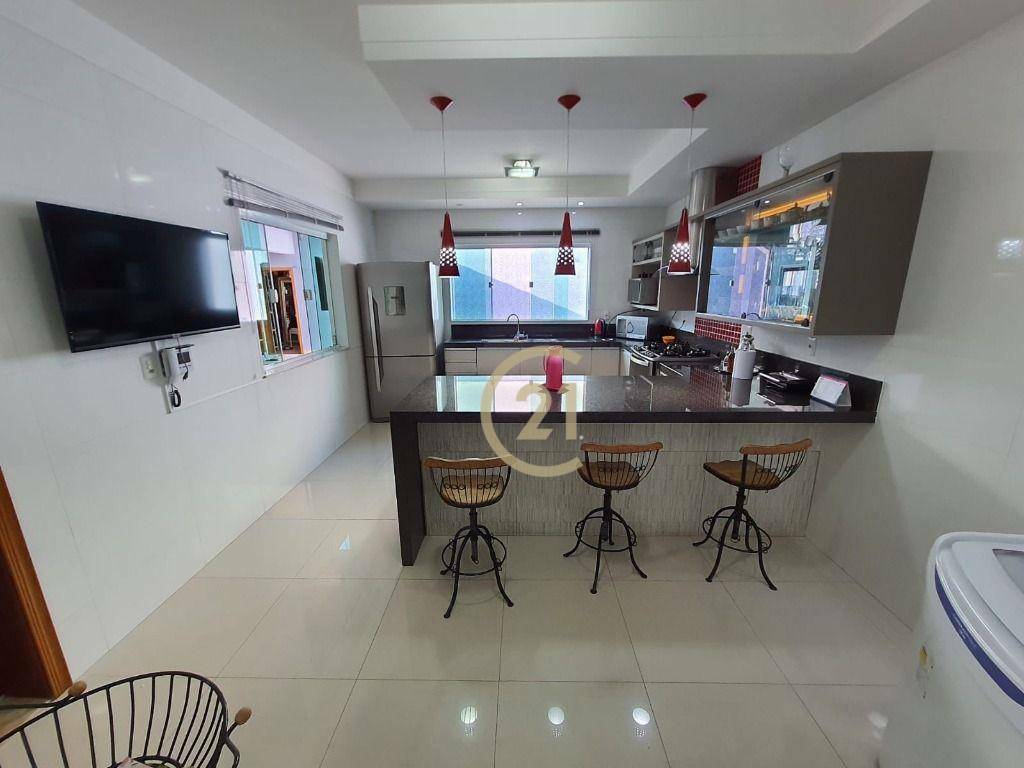 Casa à venda com 4 quartos, 279m² - Foto 15