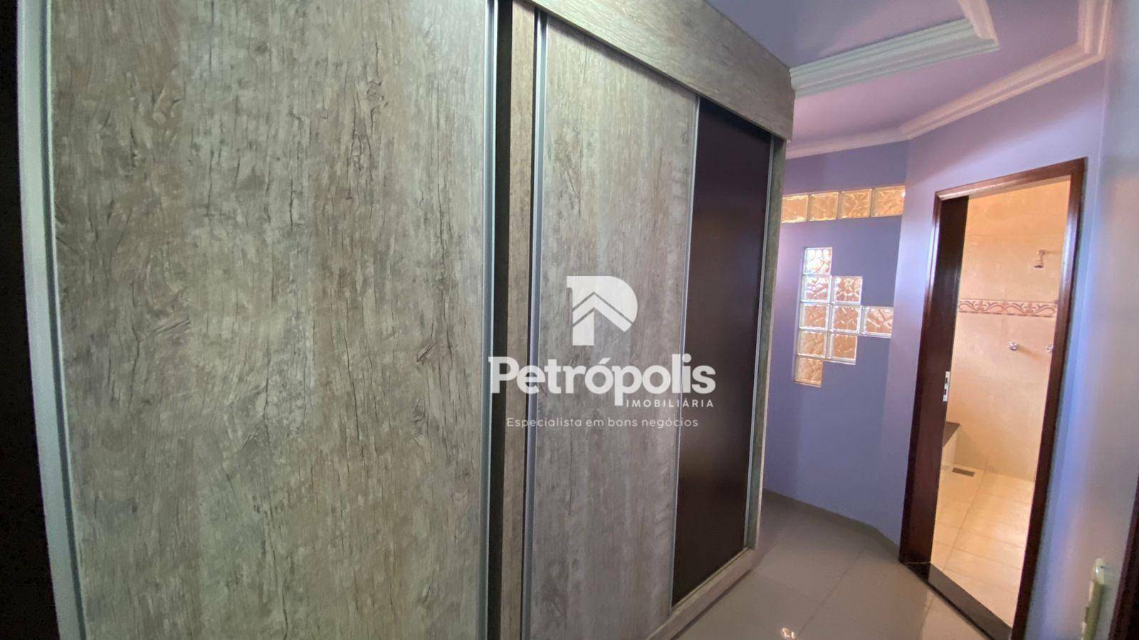 Sobrado à venda com 3 quartos, 298m² - Foto 18