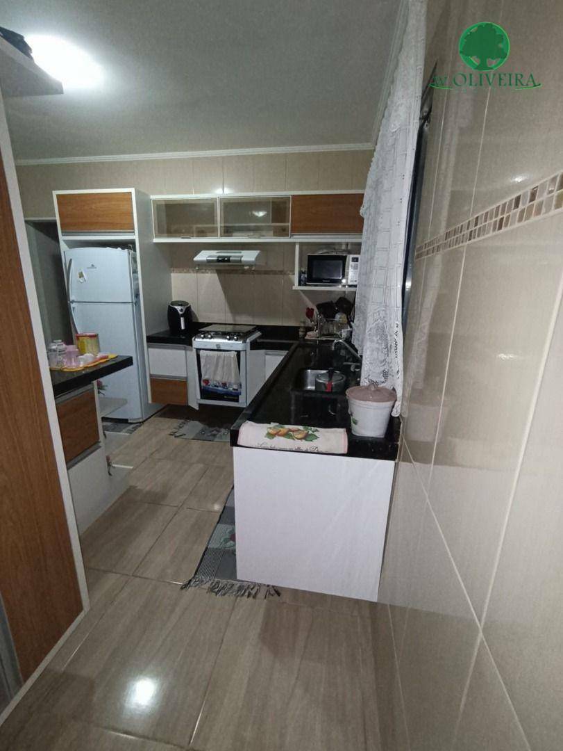 Casa à venda com 2 quartos, 80m² - Foto 8