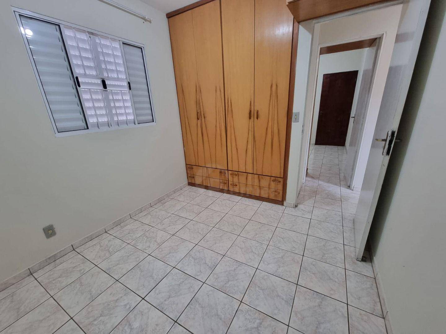 Casa à venda com 3 quartos, 90m² - Foto 10