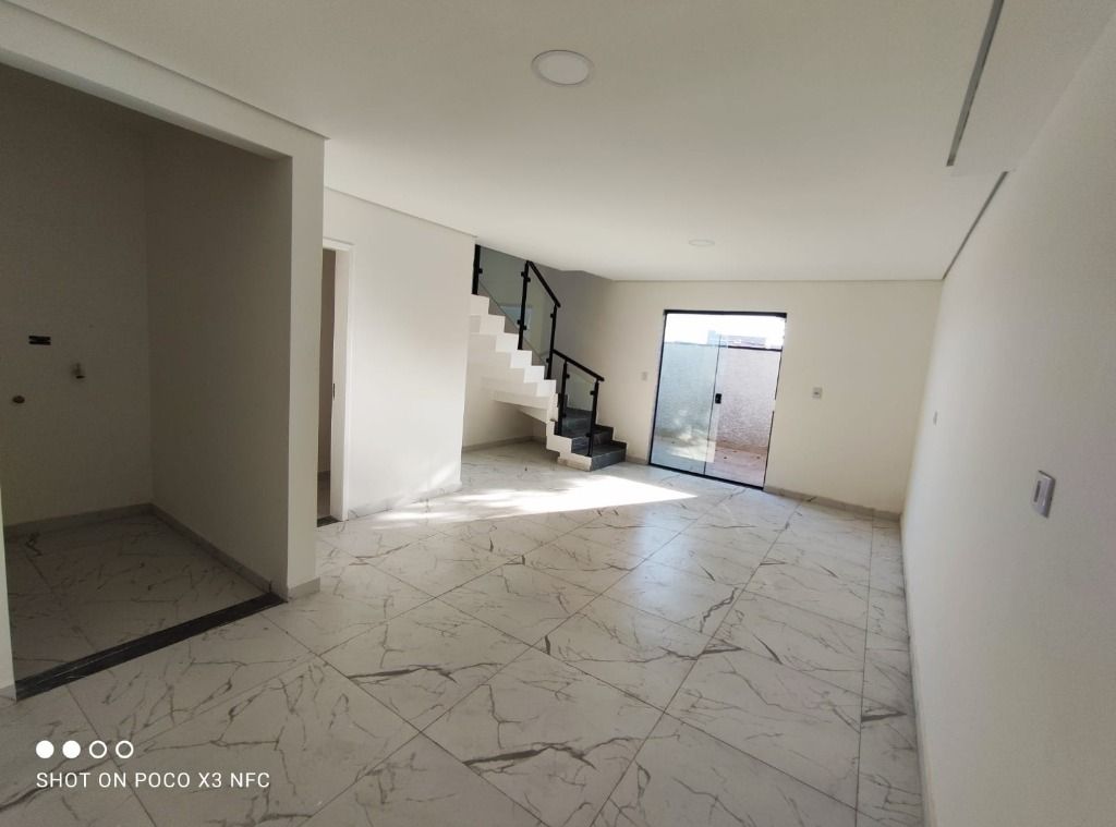 Sobrado à venda com 2 quartos, 107m² - Foto 6