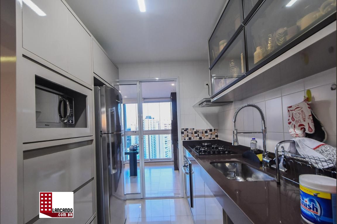 Apartamento à venda com 3 quartos, 138m² - Foto 13