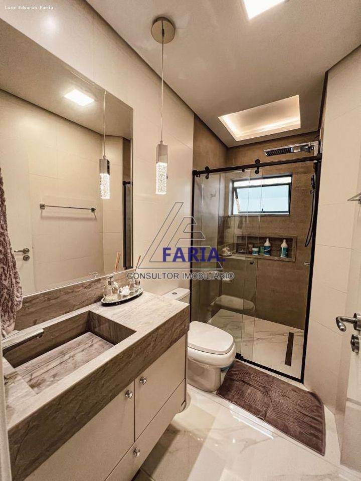 Apartamento à venda com 3 quartos, 135m² - Foto 18