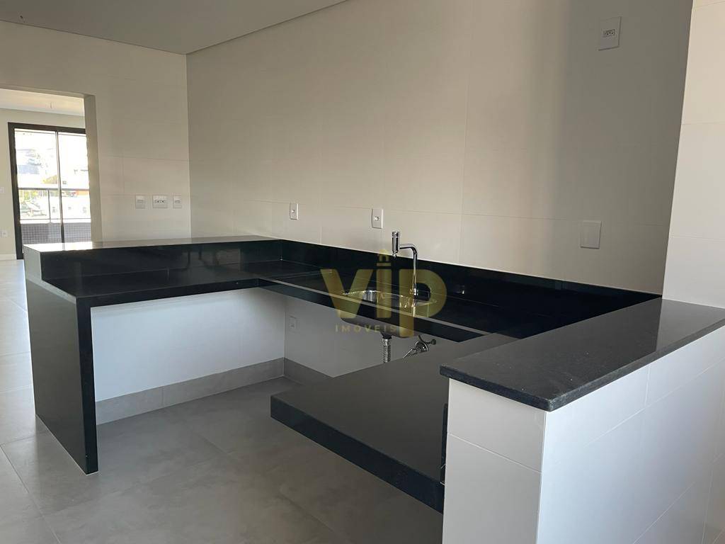 Apartamento à venda com 3 quartos, 124m² - Foto 14