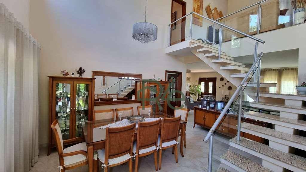 Casa de Condomínio à venda com 4 quartos, 380m² - Foto 9