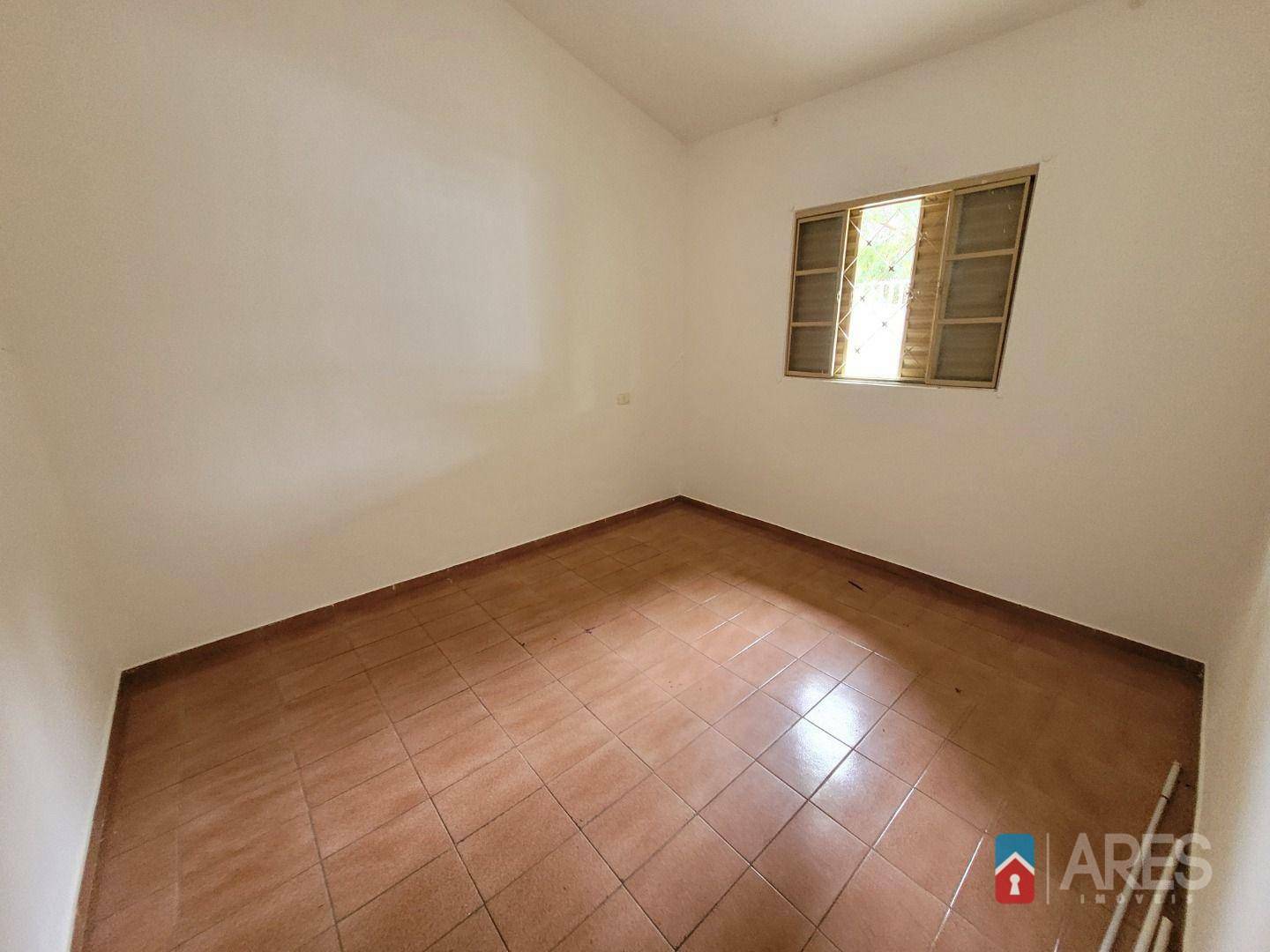 Casa à venda com 2 quartos, 140m² - Foto 8