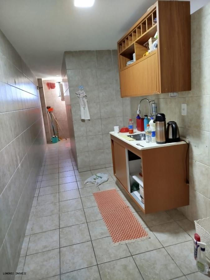 Apartamento para alugar com 3 quartos, 75m² - Foto 3