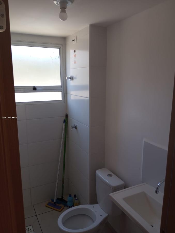 Apartamento à venda com 2 quartos, 42m² - Foto 18