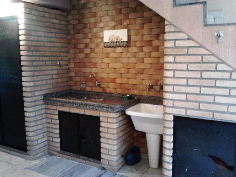 Sobrado à venda com 3 quartos, 200m² - Foto 3