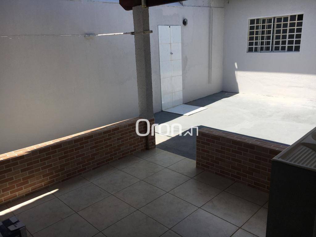 Casa à venda com 3 quartos, 172m² - Foto 9