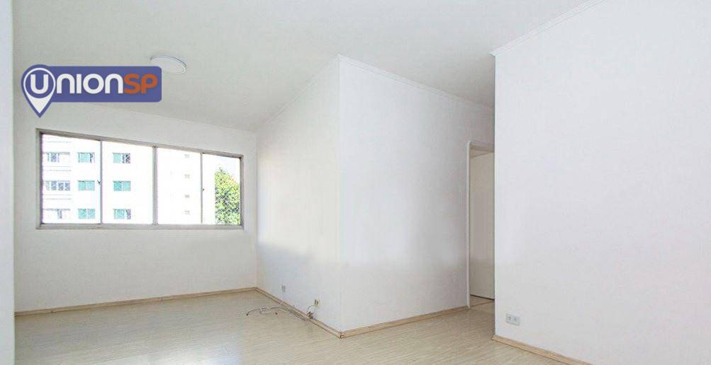 Apartamento à venda com 3 quartos, 79m² - Foto 2