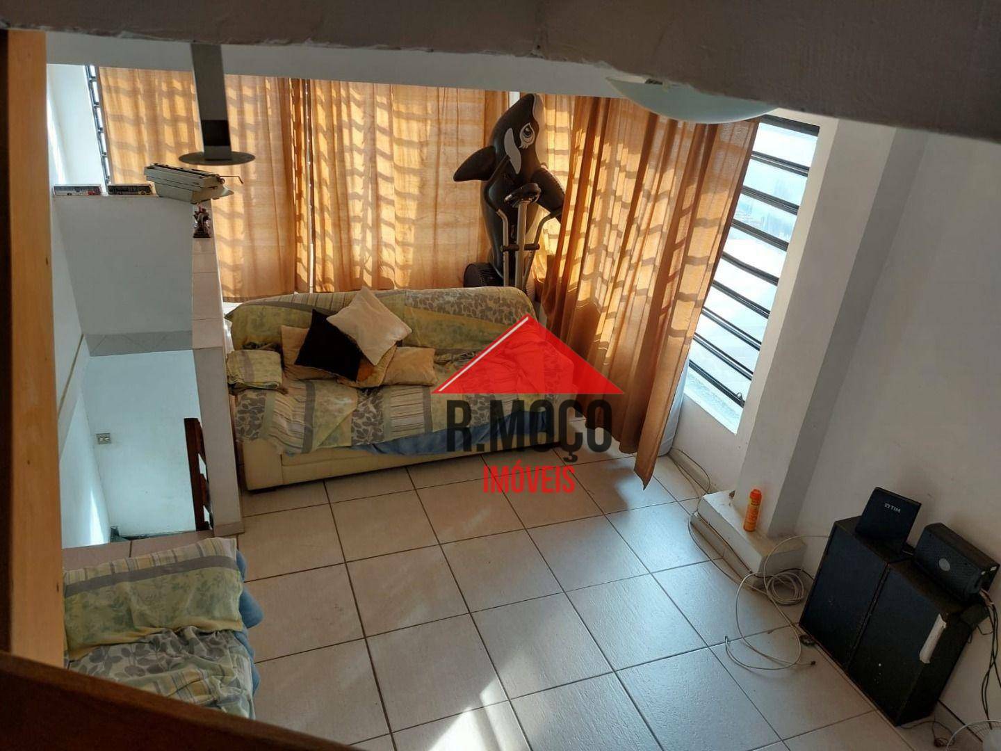 Sobrado à venda com 8 quartos, 100m² - Foto 47