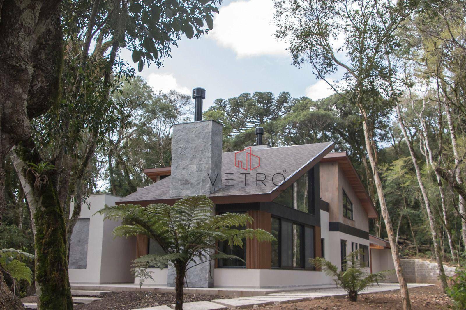 Casa de Condomínio à venda com 4 quartos, 376m² - Foto 1