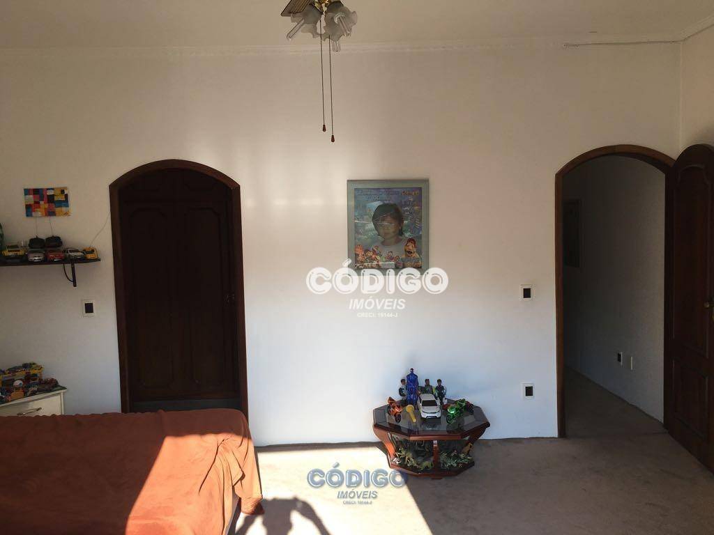 Sobrado à venda com 5 quartos, 205m² - Foto 13