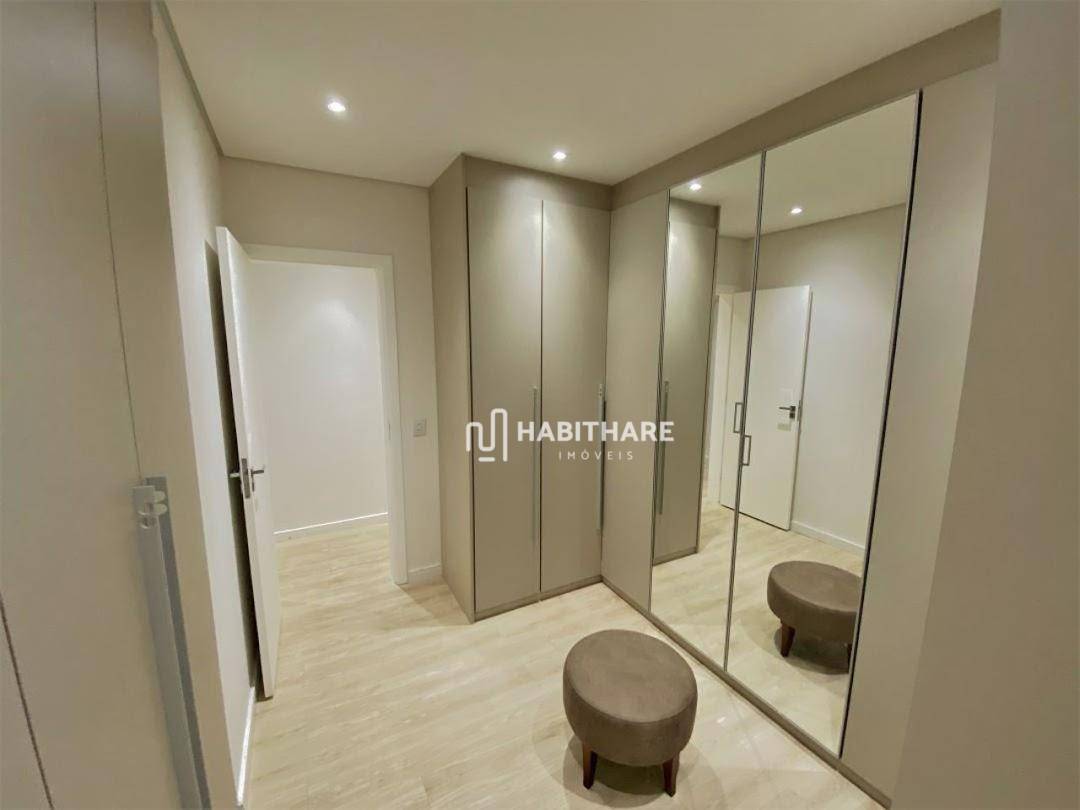 Apartamento à venda com 4 quartos, 202m² - Foto 22