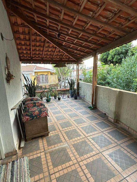 Sobrado à venda com 3 quartos, 180m² - Foto 20