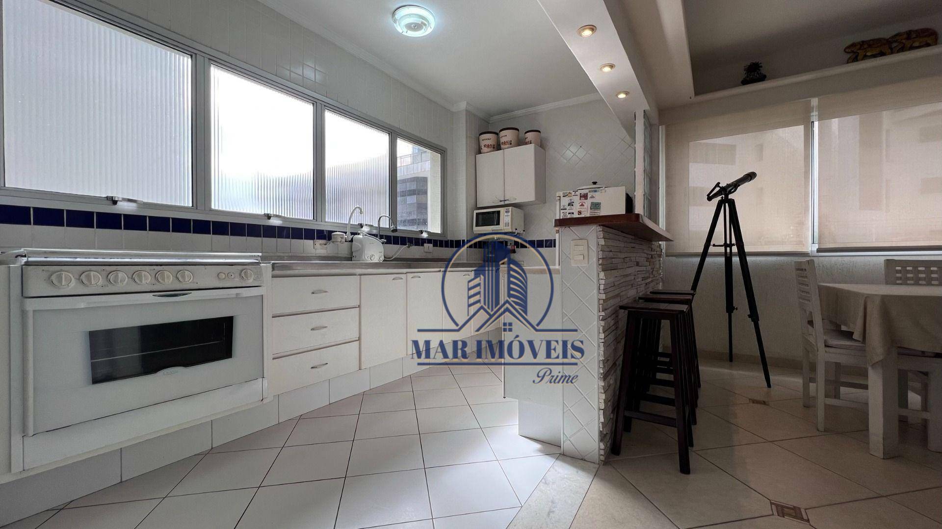 Apartamento para alugar com 3 quartos, 120m² - Foto 16
