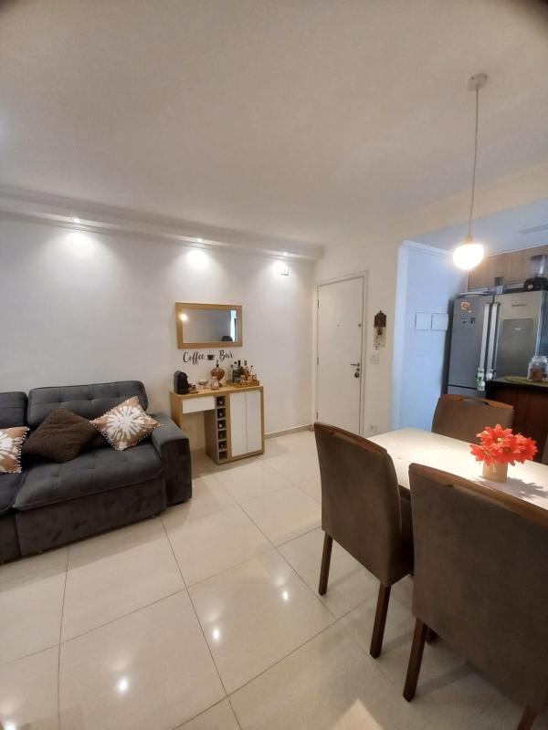 Apartamento à venda com 3 quartos, 74m² - Foto 3