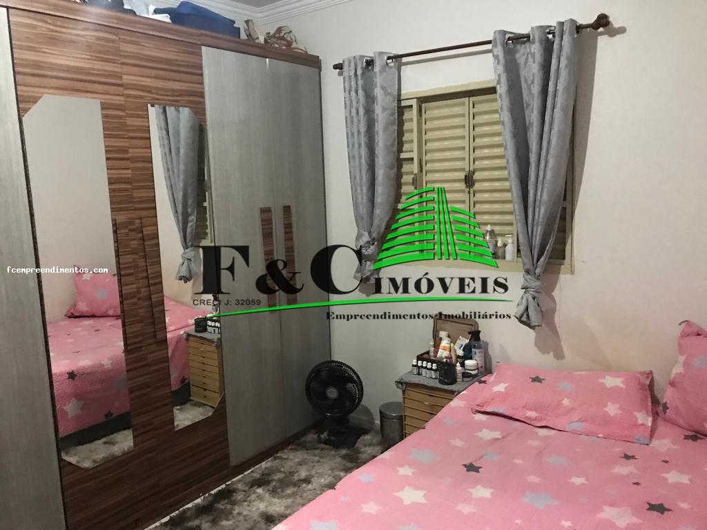 Casa à venda com 3 quartos, 125m² - Foto 18