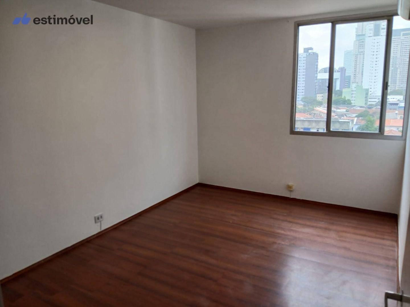 Apartamento para alugar com 2 quartos, 90m² - Foto 13