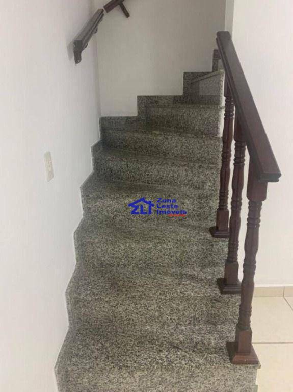 Sobrado à venda e aluguel com 3 quartos, 198m² - Foto 12