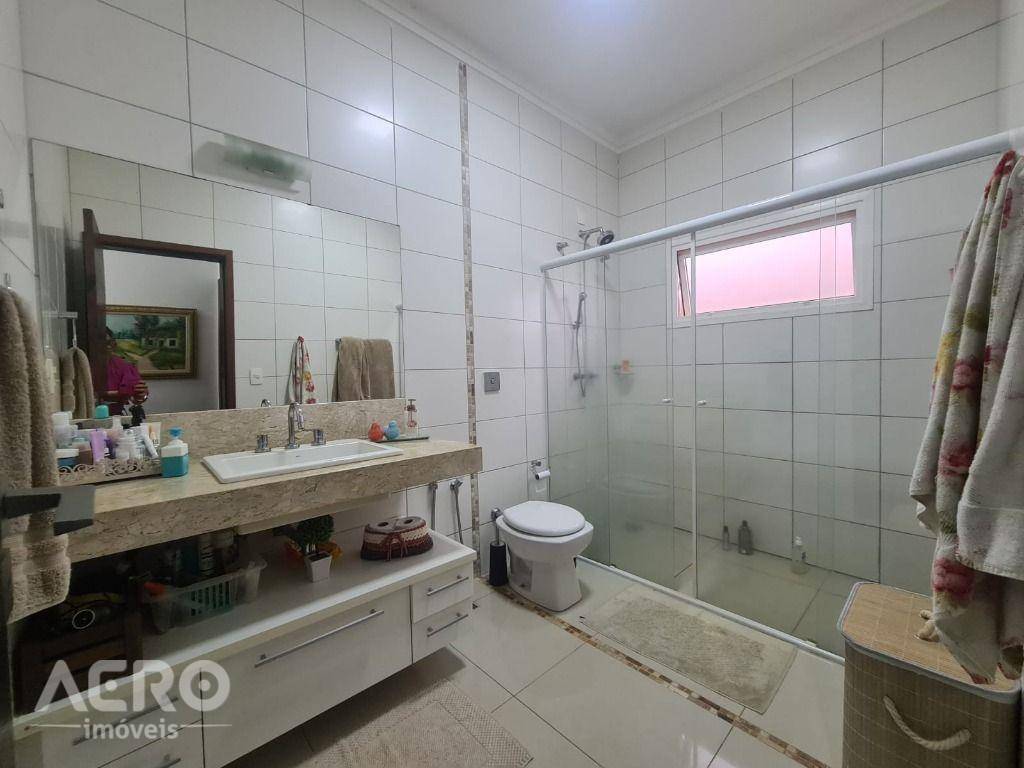 Casa de Condomínio à venda com 3 quartos, 283m² - Foto 24