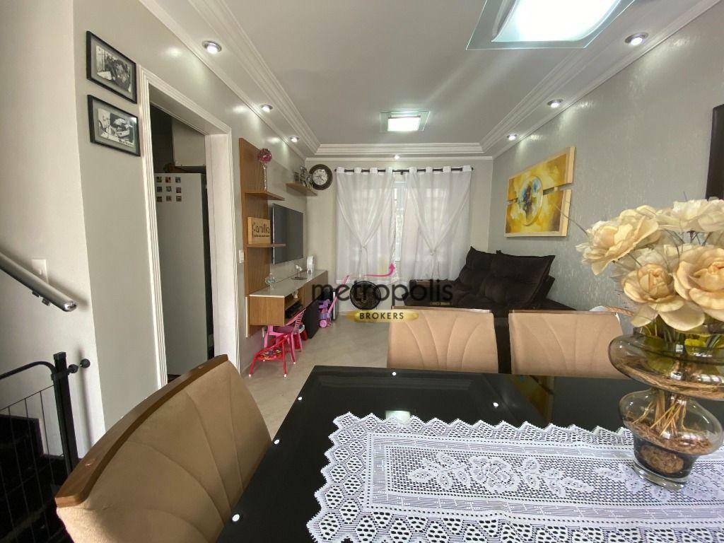 Sobrado à venda com 3 quartos, 100m² - Foto 4