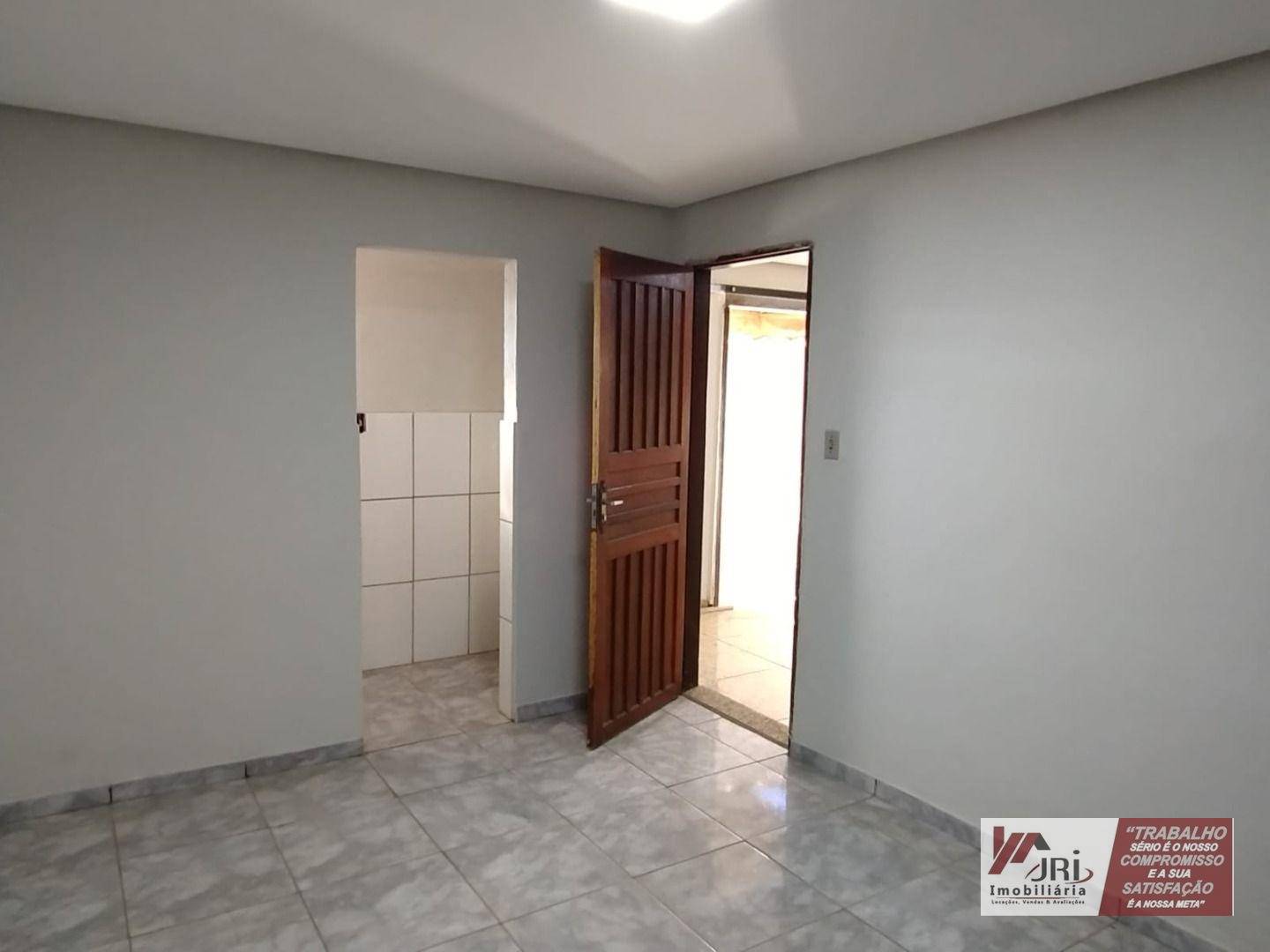 Casa à venda com 3 quartos, 95m² - Foto 12