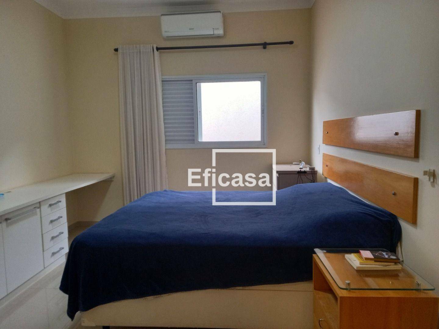 Casa de Condomínio à venda com 3 quartos, 245m² - Foto 3