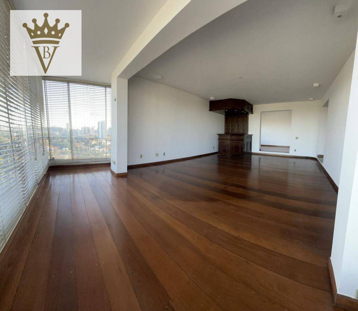 Apartamento à venda com 3 quartos, 218m² - Foto 7