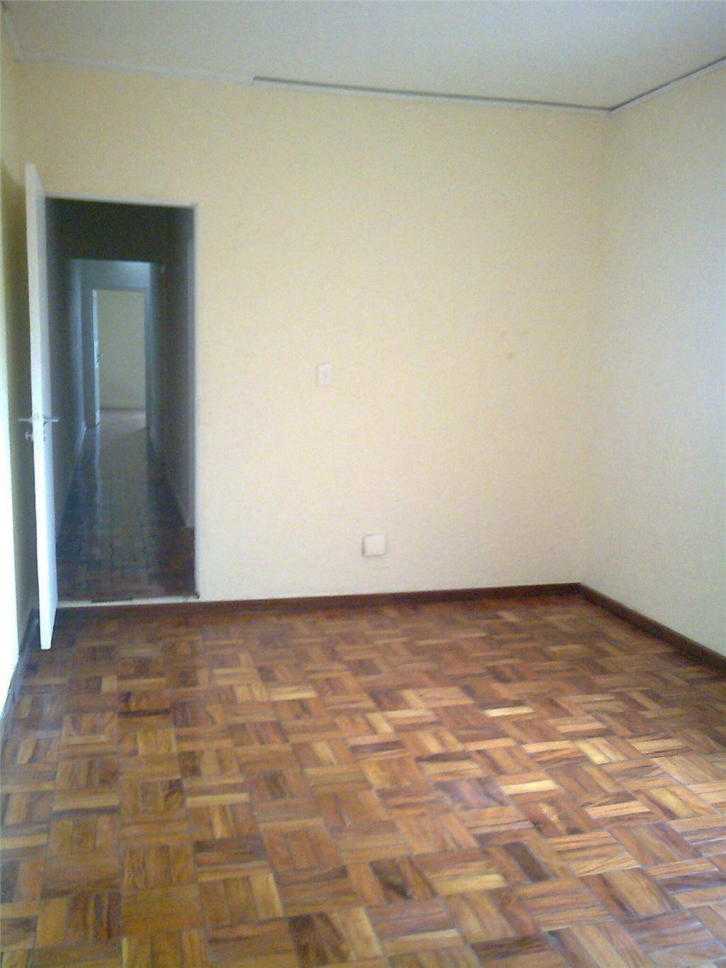 Sobrado à venda com 2 quartos, 200m² - Foto 14