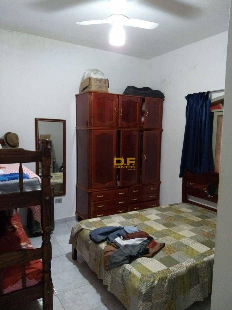 Casa à venda com 3 quartos, 1m² - Foto 17