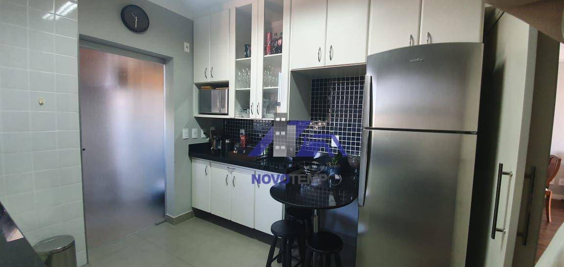 Apartamento à venda com 2 quartos, 82m² - Foto 5