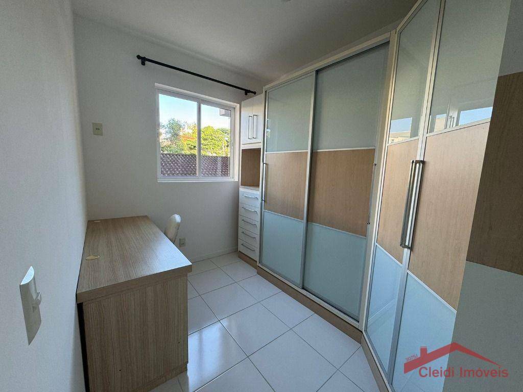 Apartamento para alugar com 3 quartos, 90m² - Foto 18