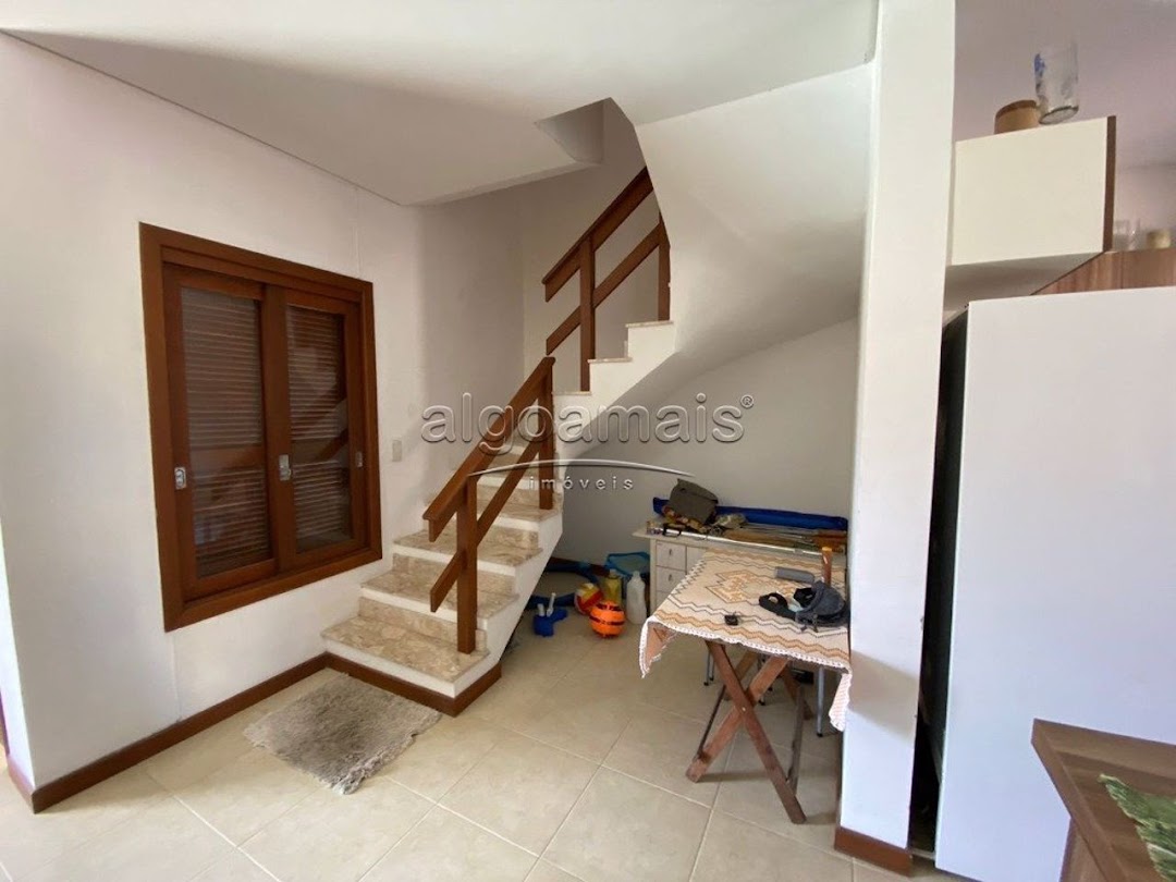 Casa à venda com 3 quartos, 133m² - Foto 8