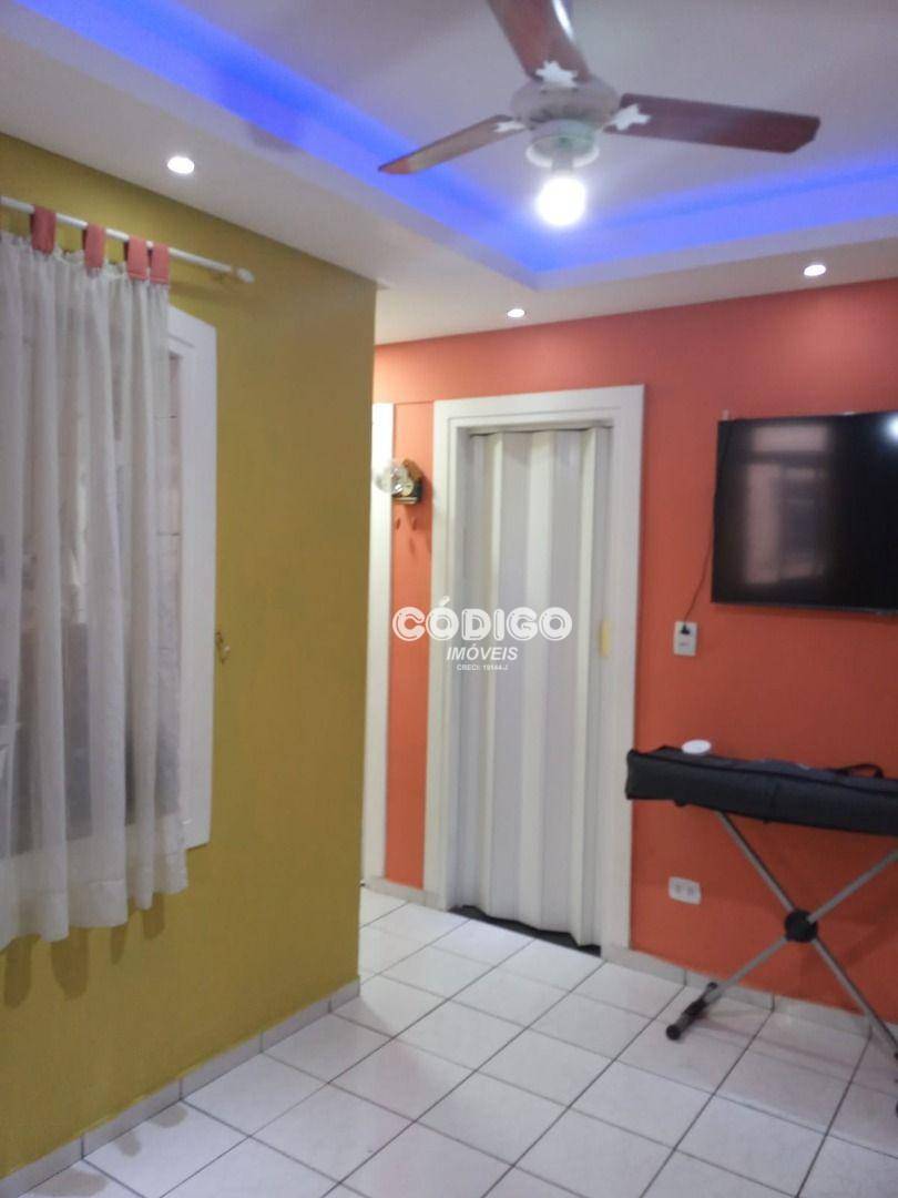 Apartamento à venda com 2 quartos, 45m² - Foto 2